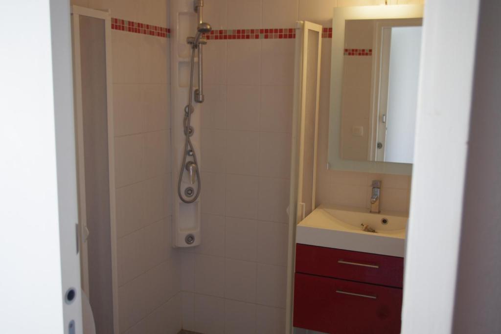 Aparthotel Les Stoechades Hyères Zimmer foto