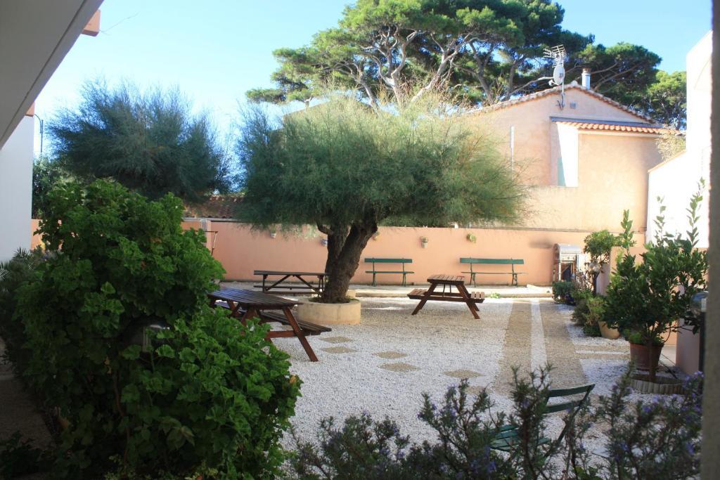 Aparthotel Les Stoechades Hyères Zimmer foto